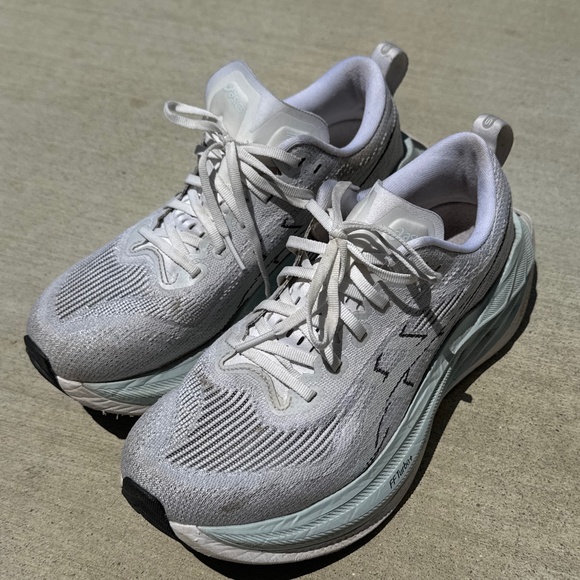 Asics Superblast 2 (Women's 8.5, Men's 7) - Picture 4 of 9